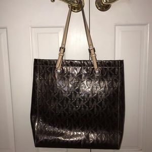 Michael Kors tote
